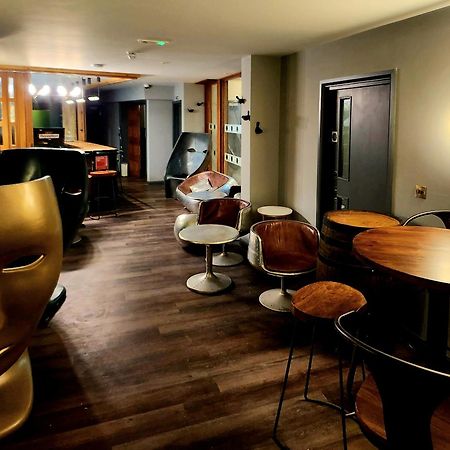 Pinnacle Suites Hotel Cowes  Esterno foto