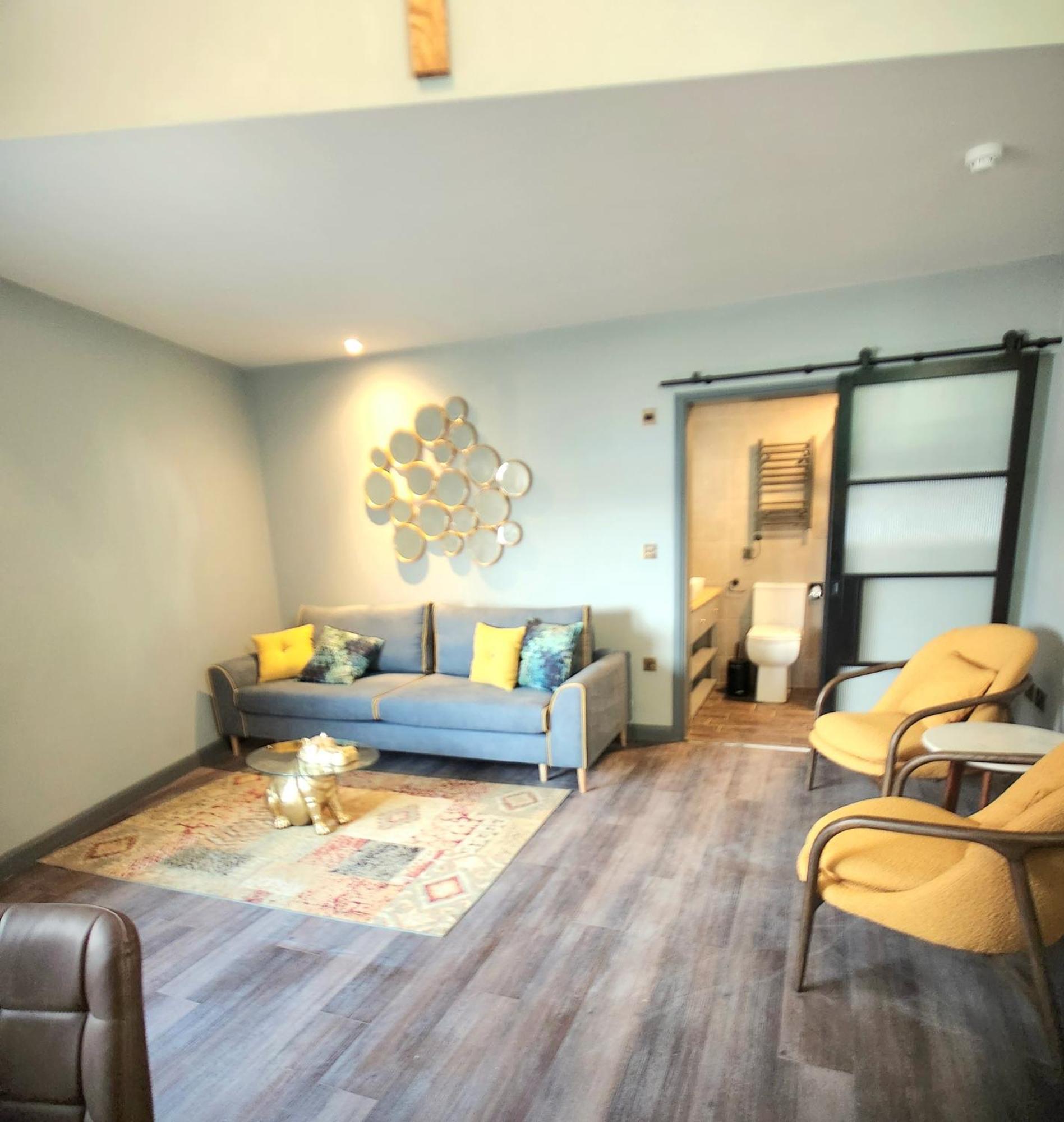 Pinnacle Suites Hotel Cowes  Esterno foto